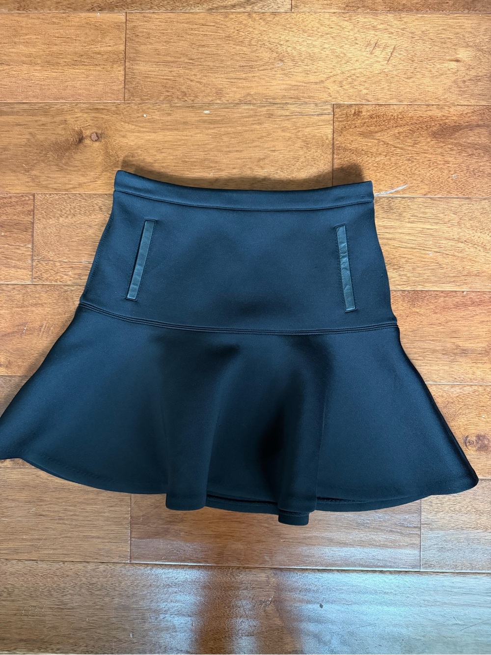 Club Monaco Black Drop-Waist Flounce Peplum Skirt Size 0